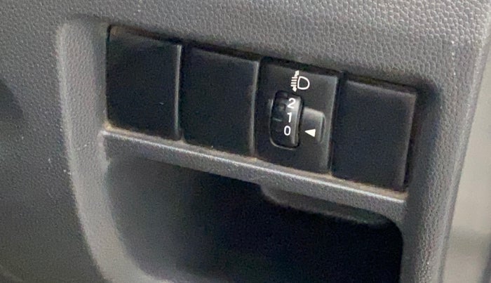2018 Maruti Alto 800 LXI, Petrol, Manual, 58,712 km, Dashboard - Headlight height adjustment not working