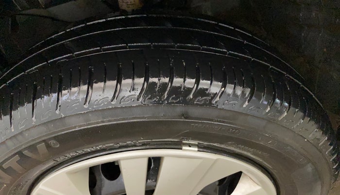2021 Honda Amaze 1.2L I-VTEC S, Petrol, Manual, 49,081 km, Left Front Tyre Tread