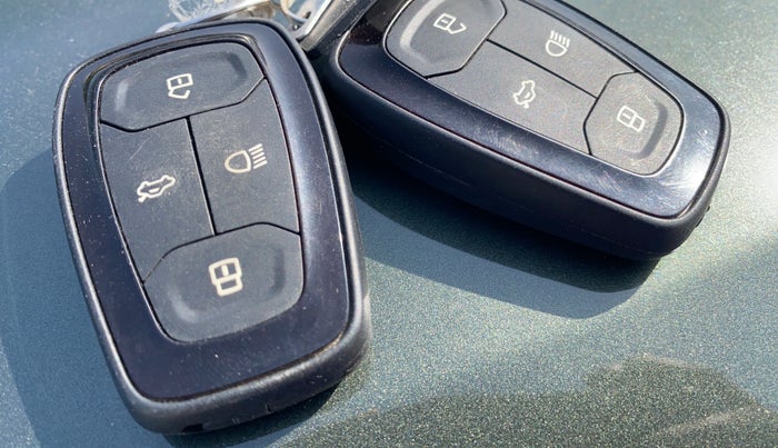 2021 Tata NEXON XZ PLUS PETROL, Petrol, Manual, 53,161 km, Key Close Up