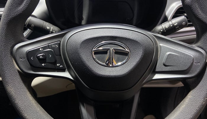 2023 Tata ALTROZ XM PLUS SUNROOF CNG, CNG, Manual, 20,225 km, Adaptive Cruise Control