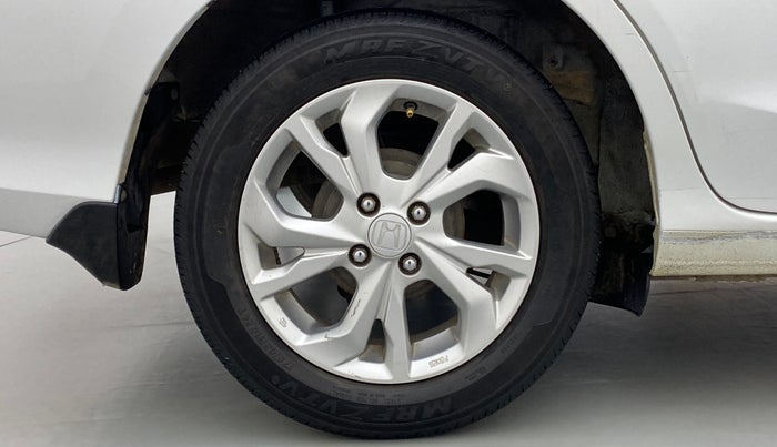 2018 Honda Amaze 1.2 V CVT I VTEC, Petrol, Automatic, 44,153 km, Right Rear Wheel