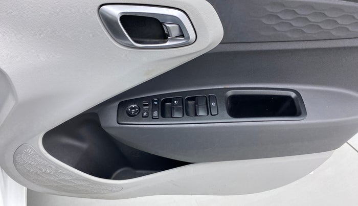 2021 Hyundai GRAND I10 NIOS SPORTZ 1.2 AT, Petrol, Automatic, 15,523 km, Driver Side Door Panels Control
