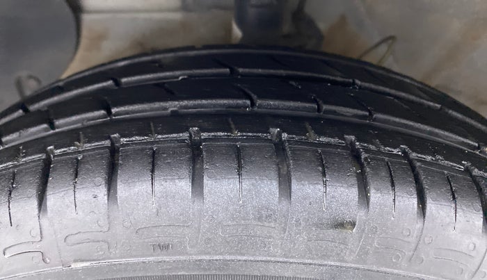 2021 Hyundai GRAND I10 NIOS SPORTZ 1.2 AT, Petrol, Automatic, 15,523 km, Left Front Tyre Tread