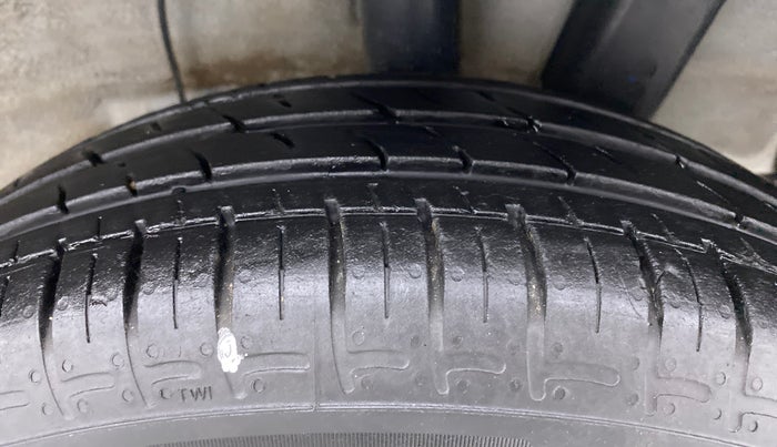 2021 Hyundai GRAND I10 NIOS SPORTZ 1.2 AT, Petrol, Automatic, 15,523 km, Left Rear Tyre Tread