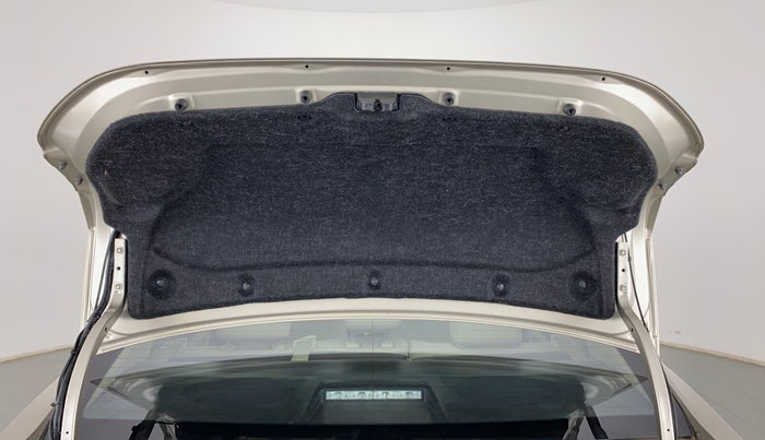 2016 Toyota Corolla Altis G CVT PETROL, Petrol, Automatic, 36,134 km, Boot Door Open