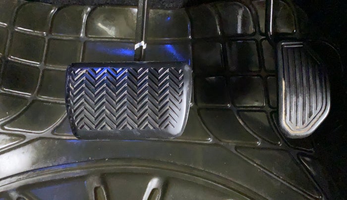 2016 Toyota Corolla Altis G CVT PETROL, Petrol, Automatic, 36,134 km, Pedals