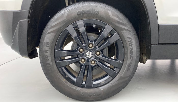2018 Maruti Vitara Brezza ZDI + AMT, Diesel, Automatic, 29,410 km, Right Rear Wheel