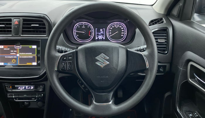 2018 Maruti Vitara Brezza ZDI + AMT, Diesel, Automatic, 29,410 km, Steering Wheel Close Up