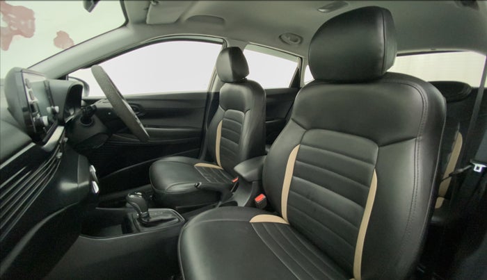 2020 Hyundai NEW I20 SPORTZ 1.2 AT, Petrol, Automatic, 8,895 km, Right Side Front Door Cabin