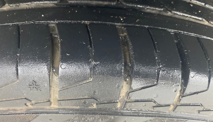 2020 Hyundai Creta SX (O) AT 1.5 DIESEL, Diesel, Automatic, 1,34,586 km, Left Front Tyre Tread