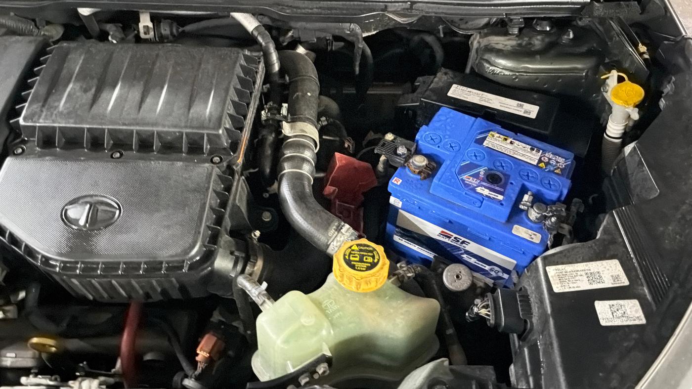 2021 Tata NEXON XZA PLUS DIESEL, Diesel, Automatic, 66,827 km, Engine View - Left
