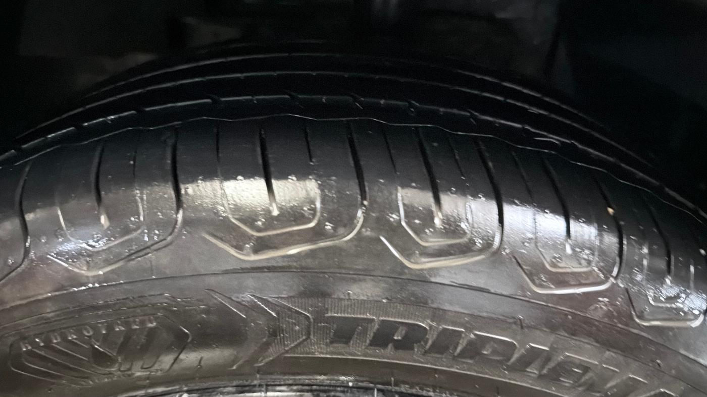 2021 Tata NEXON XZA PLUS DIESEL, Diesel, Automatic, 66,827 km, Left Front Tyre Tread