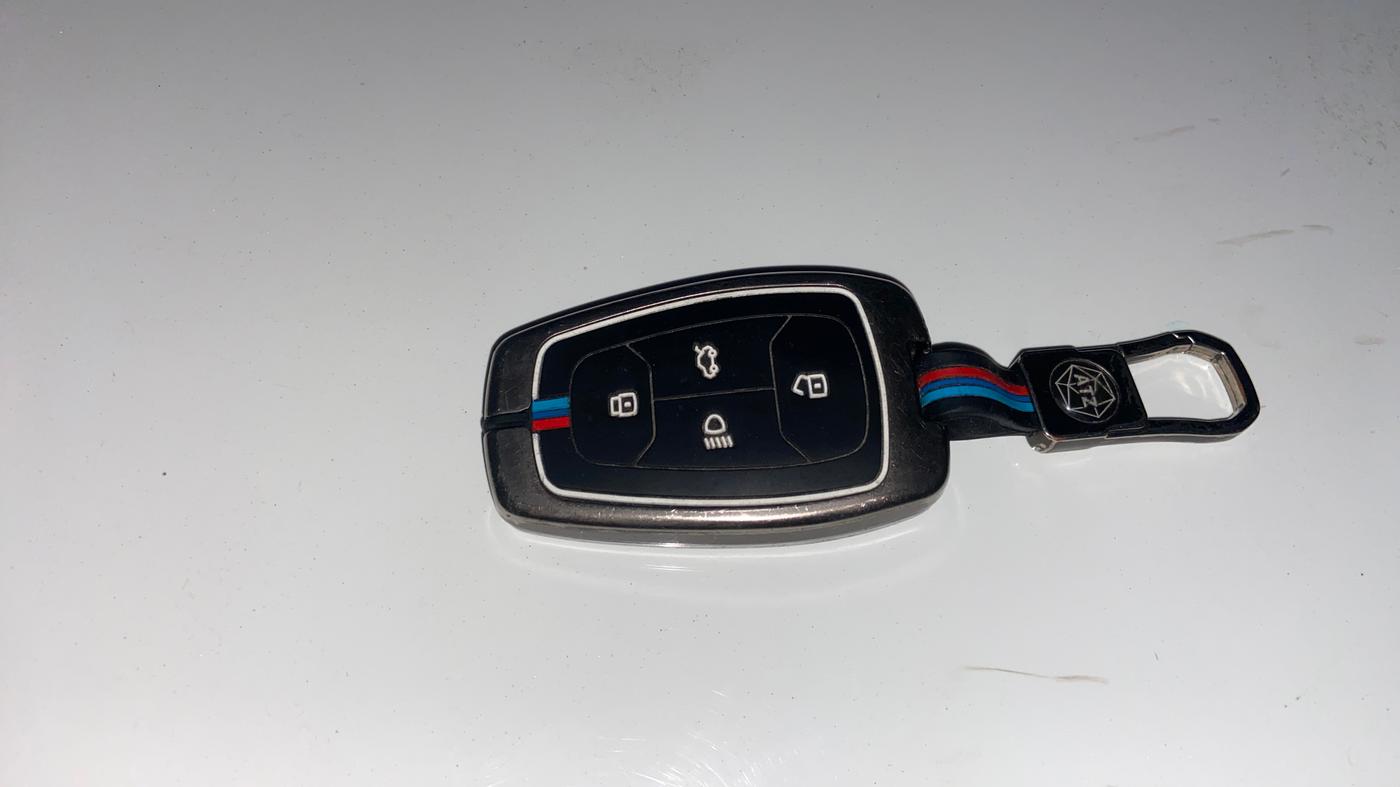 2024 Tata PUNCH ACCOMPLISHED SUNROOF MT, Petrol, Manual, 22,609 km, Key Close Up