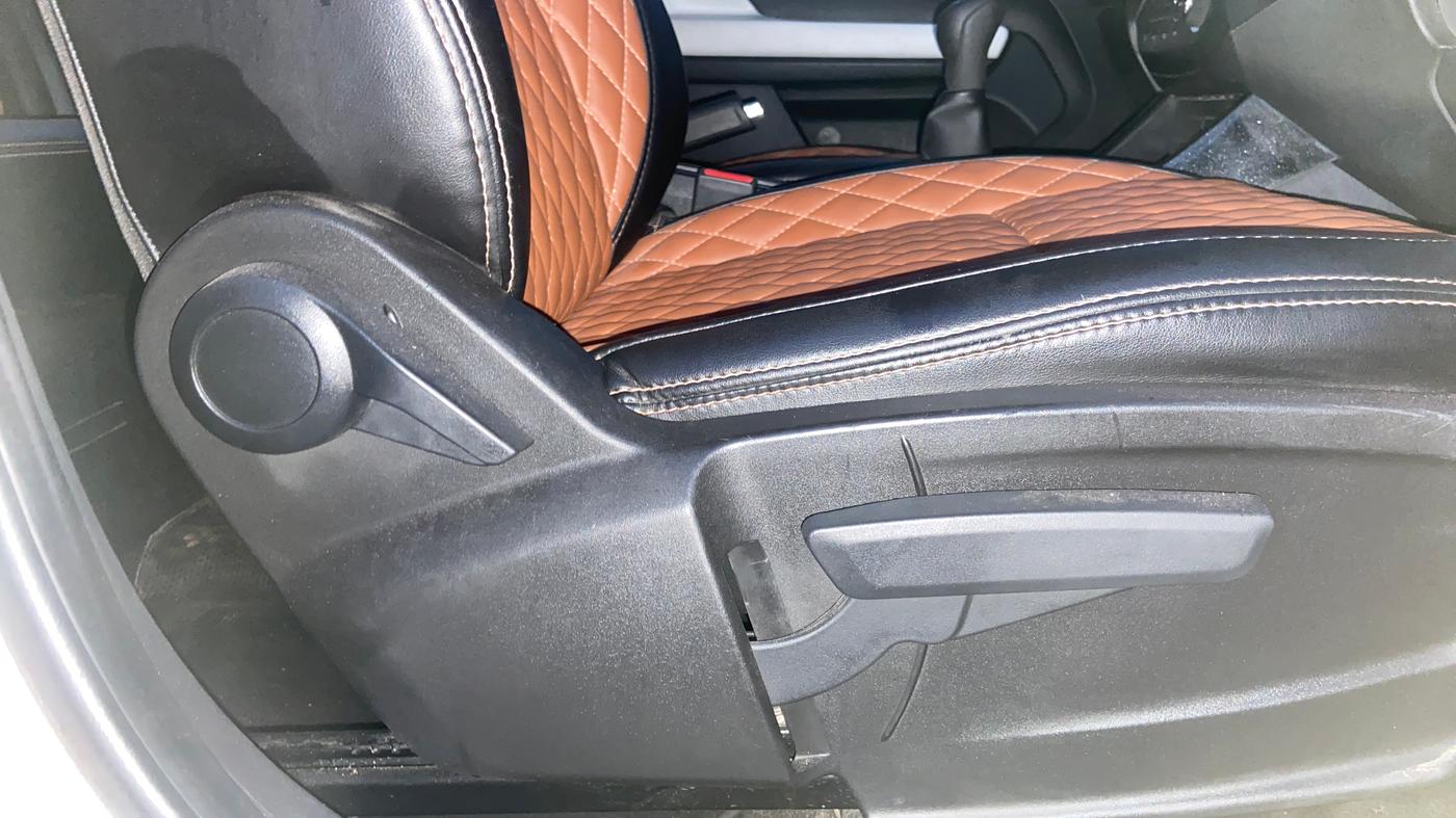 2024 Tata PUNCH ACCOMPLISHED SUNROOF MT, Petrol, Manual, 22,609 km, Driver Side Adjustment Panel