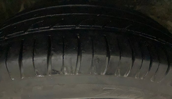 2018 Maruti Alto K10 VXI, Petrol, Manual, 57,388 km, Right Front Tyre Tread