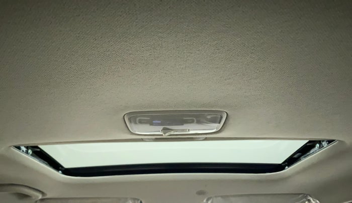 2022 Hyundai VENUE SX PLUS 1.0 TURBO DCT, Petrol, Automatic, 15,410 km, Moonroof/ Sunroof