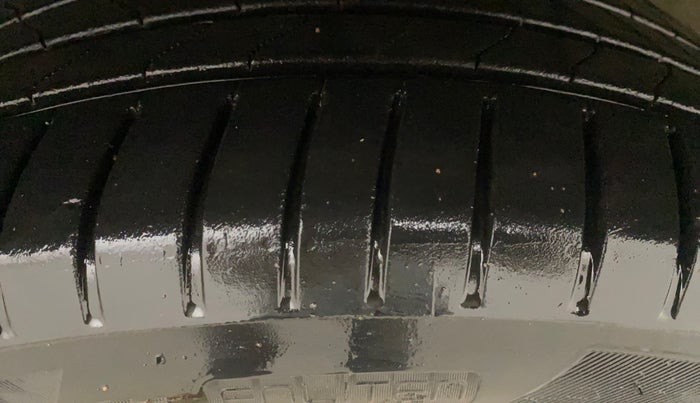 2022 MG HECTOR PLUS SHARP 1.5 PETROL TURBO CVT 6-STR, Petrol, Automatic, 56,089 km, Left Rear Tyre Tread