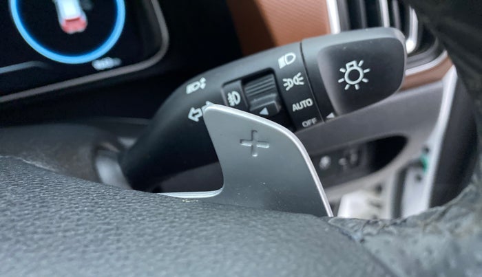 2021 Hyundai ALCAZAR PLATINUM (O) 6STR 2.0 AT, Petrol, Automatic, 9,679 km, Paddle Shifters