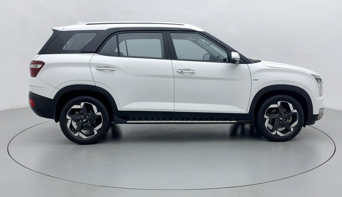 2021 Hyundai ALCAZAR PLATINUM (O) 6STR 2.0 AT, Petrol, Automatic, 9,679 km, Right Side View