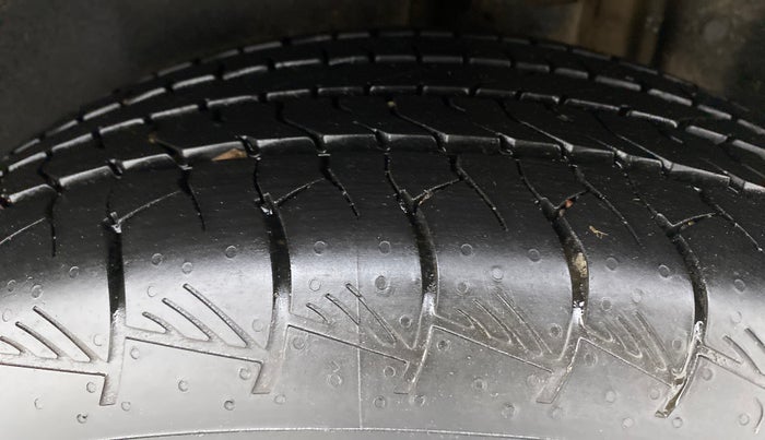 2021 Hyundai ALCAZAR PLATINUM (O) 6STR 2.0 AT, Petrol, Automatic, 9,679 km, Left Rear Tyre Tread