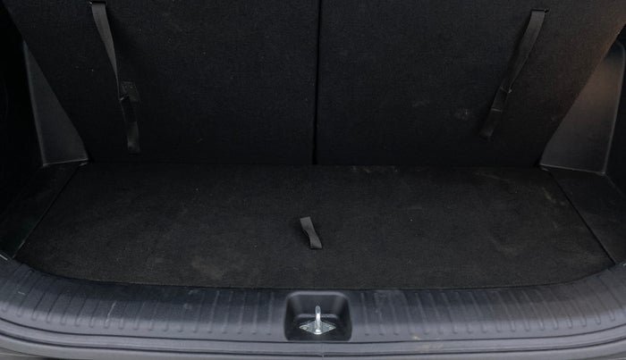 2021 Hyundai ALCAZAR PLATINUM (O) 6STR 2.0 AT, Petrol, Automatic, 9,679 km, Boot Inside