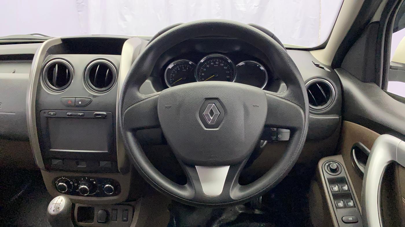 2018 Renault Duster 85 PS RXS MT DIESEL, Diesel, Manual, 41,154 km, Steering Wheel Close Up