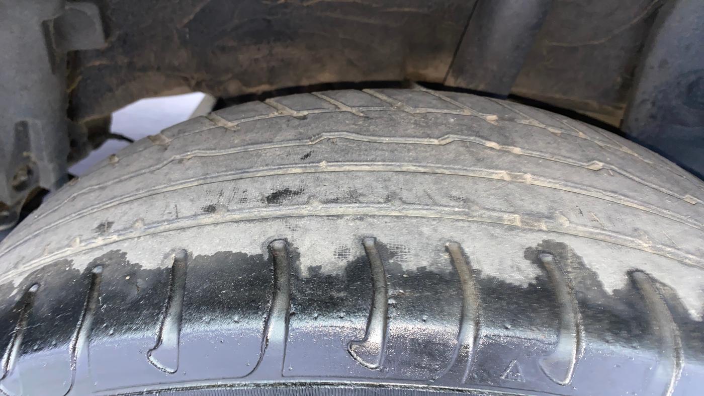 2018 Renault Duster 85 PS RXS MT DIESEL, Diesel, Manual, 41,154 km, Left Rear Tyre Tread
