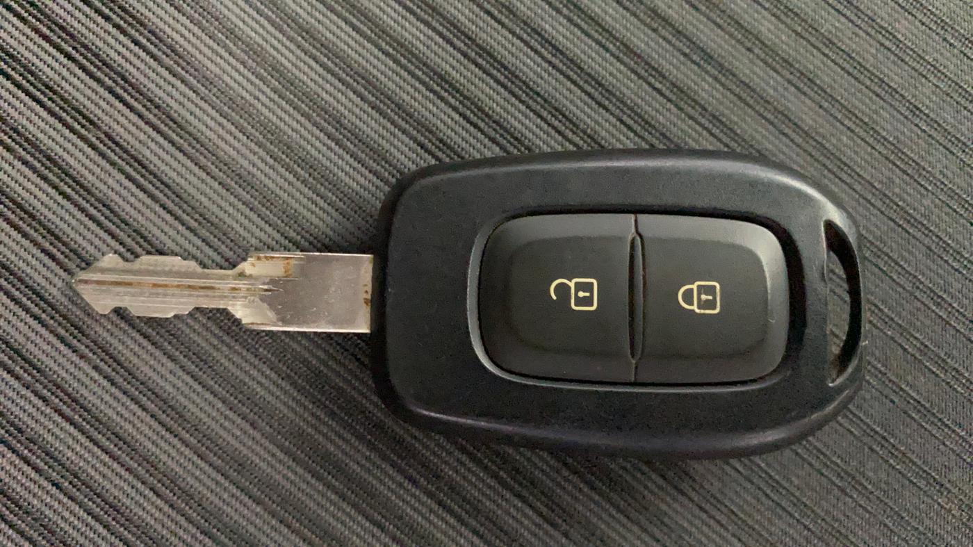 2018 Renault Duster 85 PS RXS MT DIESEL, Diesel, Manual, 41,154 km, Key Close Up