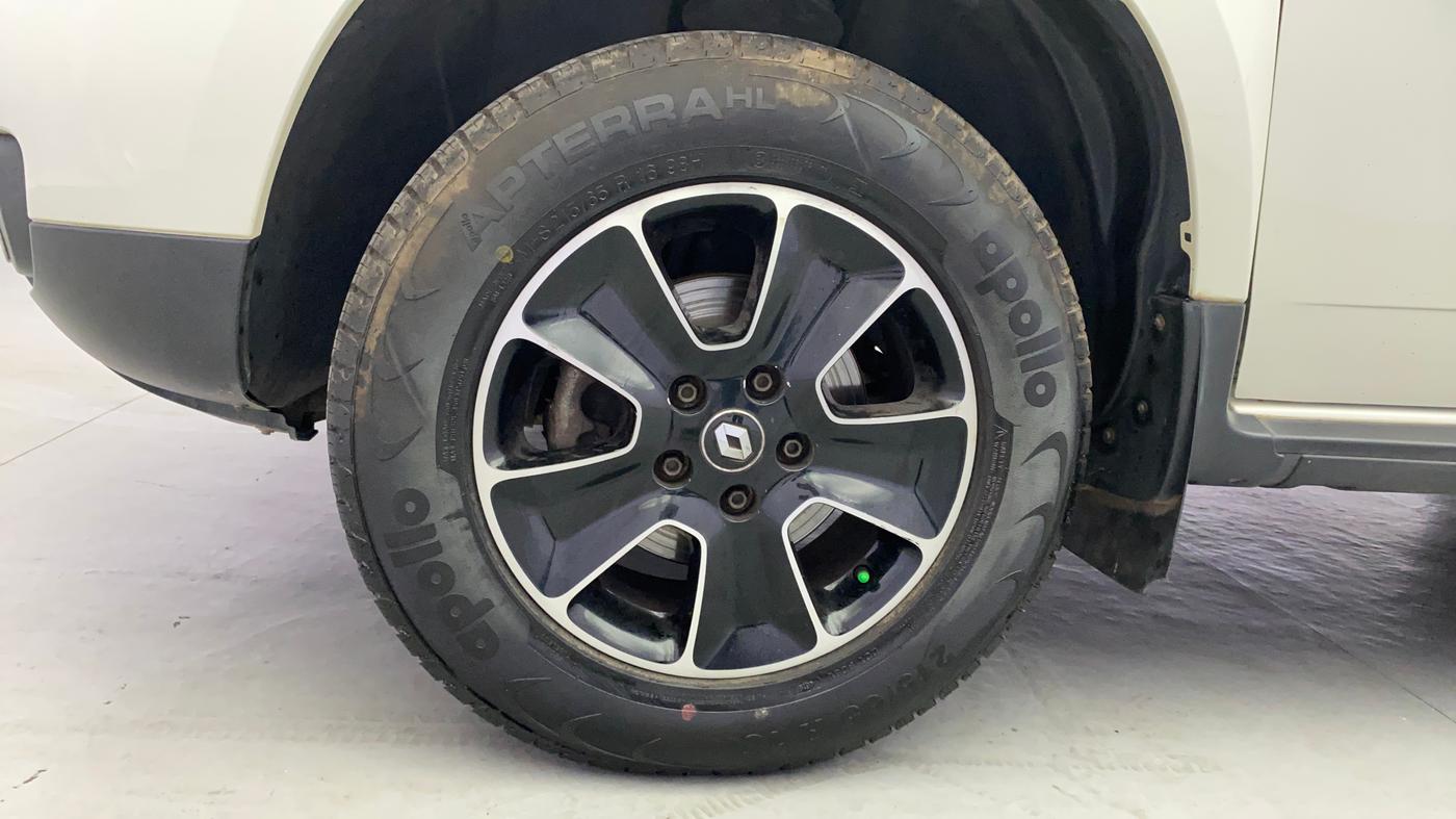 2018 Renault Duster 85 PS RXS MT DIESEL, Diesel, Manual, 41,154 km, Left Front Wheel