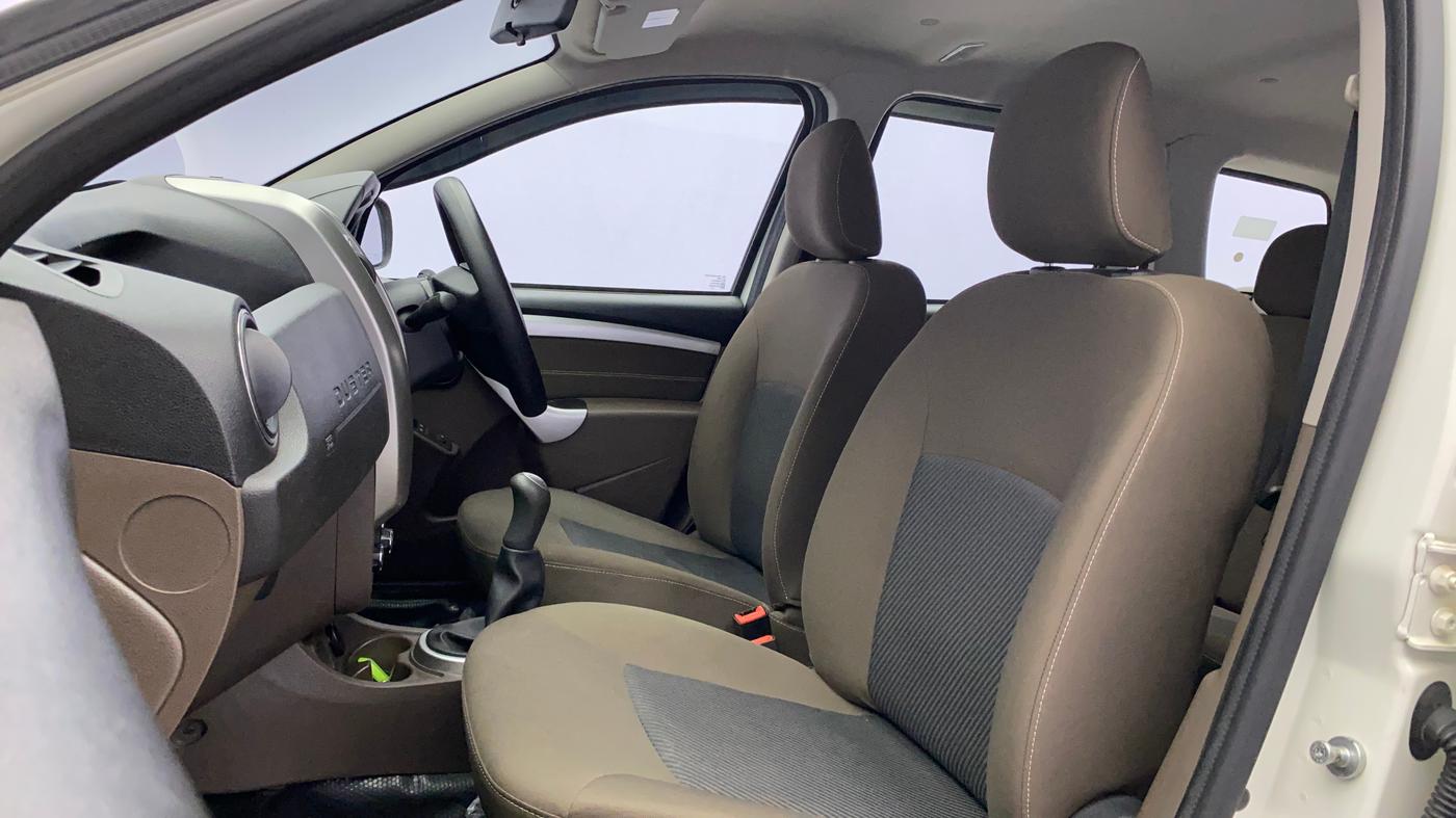 2018 Renault Duster 85 PS RXS MT DIESEL, Diesel, Manual, 41,154 km, Right Side Front Door Cabin