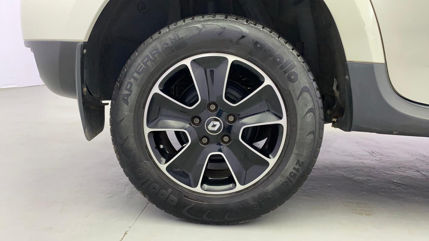 2018 Renault Duster 85 PS RXS MT DIESEL, Diesel, Manual, 41,154 km, Right Rear Wheel