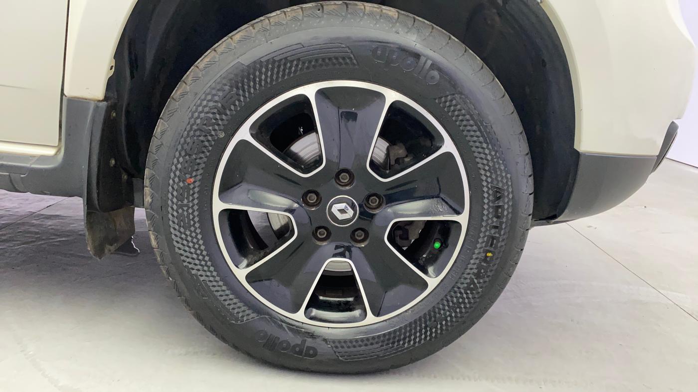 2018 Renault Duster 85 PS RXS MT DIESEL, Diesel, Manual, 41,154 km, Right Front Wheel