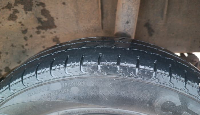 2016 Renault Kwid RXT 0.8, Petrol, Manual, 43,971 km, Left Rear Tyre Tread