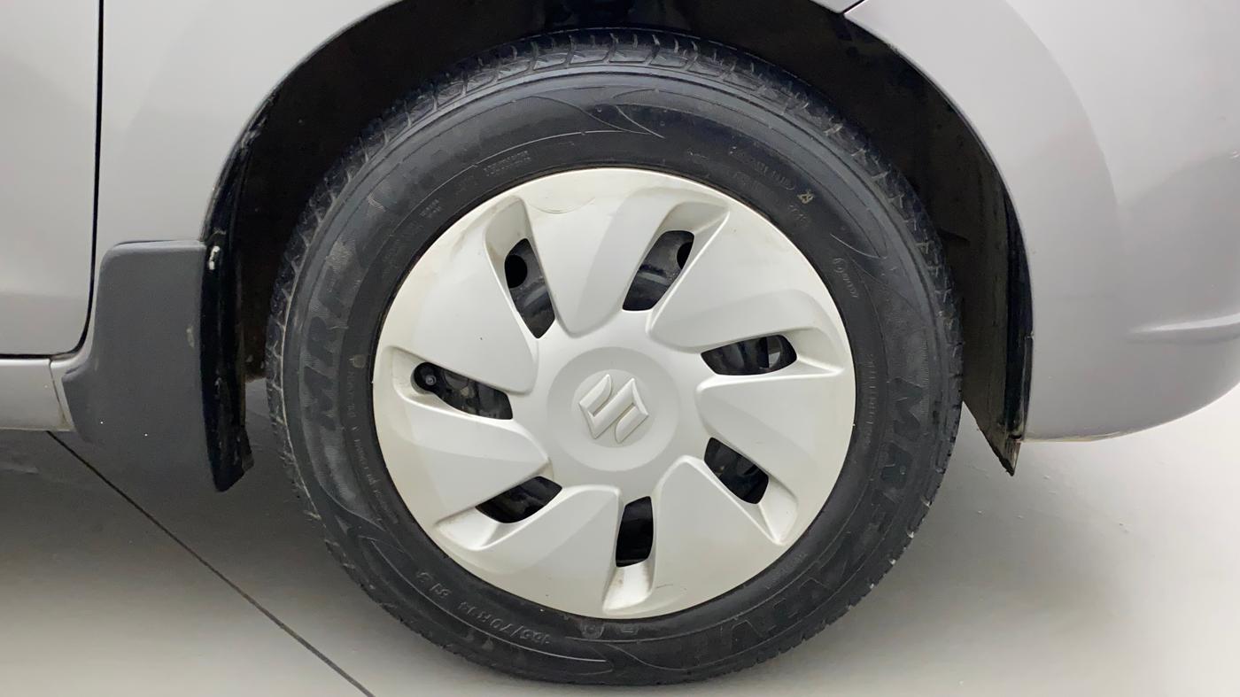 2017 Maruti Celerio VXI AMT (O), Petrol, Automatic, 53,852 km, Right Front Wheel