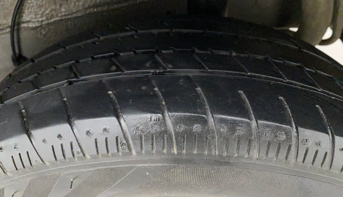 2017 Maruti Celerio VXI AMT (O), Petrol, Automatic, 53,852 km, Left Rear Tyre Tread