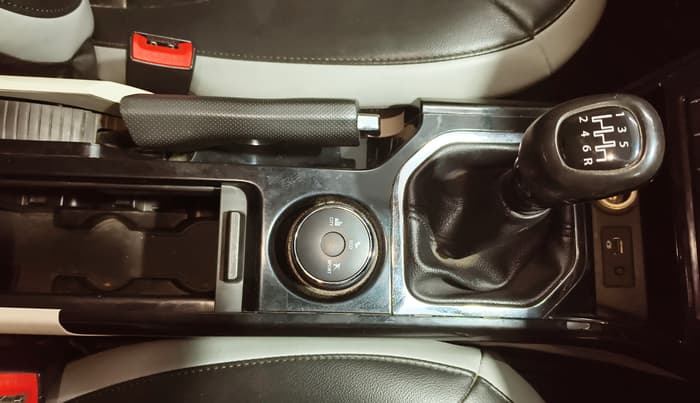2021 Tata NEXON XZ PLUS PETROL, CNG, Manual, 90,338 km, Gear Lever