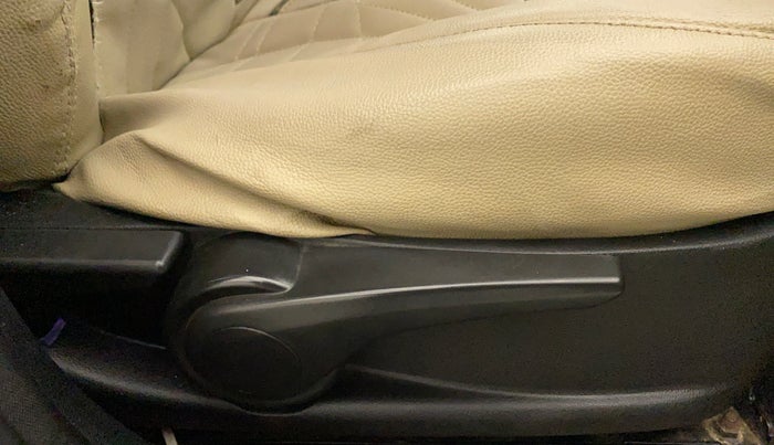 2018 Tata Tiago XZ PETROL, Petrol, Manual, 92,005 km, Driver Side Adjustment Panel