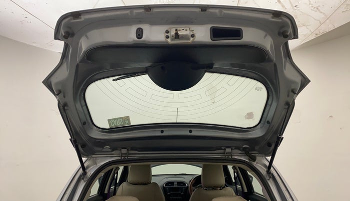 2018 Tata Tiago XZ PETROL, Petrol, Manual, 92,005 km, Boot Door Open
