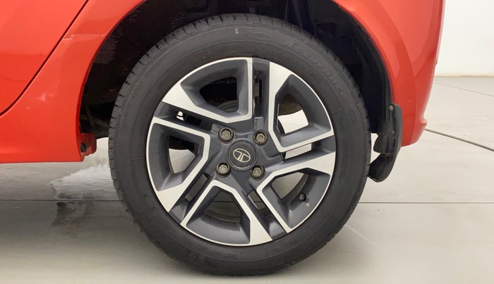 2022 Tata Tiago XZA PLUS DUAL TONE PETROL, Petrol, Automatic, 8,870 km, Left Rear Wheel