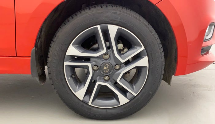 2022 Tata Tiago XZA PLUS DUAL TONE PETROL, Petrol, Automatic, 8,870 km, Right Front Wheel