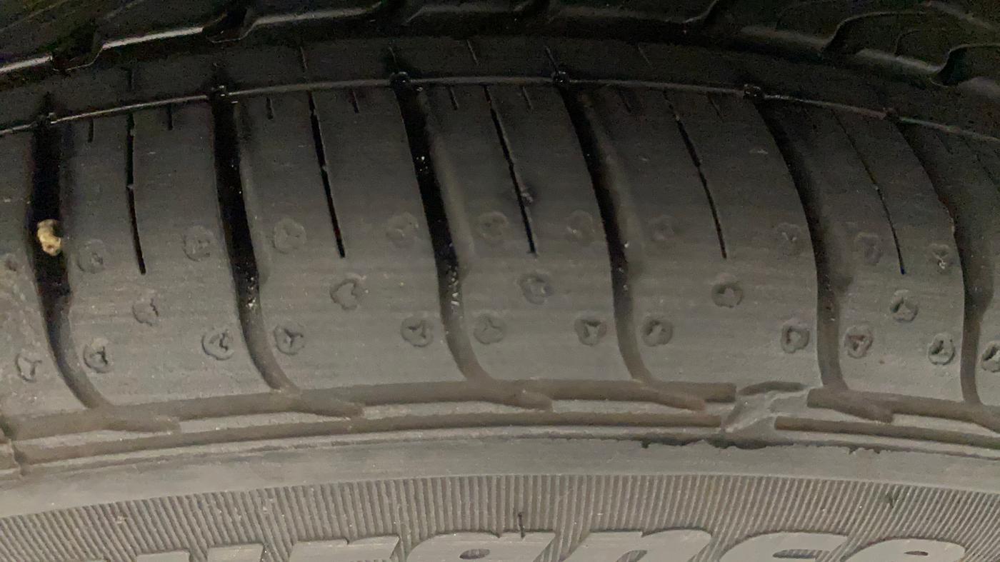 2022 Tata Tiago XZA PLUS DUAL TONE PETROL, Petrol, Automatic, 8,870 km, Right Rear Tyre Tread