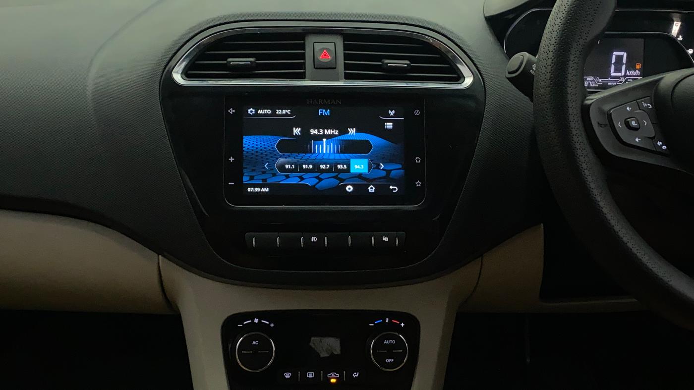 2022 Tata Tiago XZA PLUS DUAL TONE PETROL, Petrol, Automatic, 8,870 km, Air Conditioner