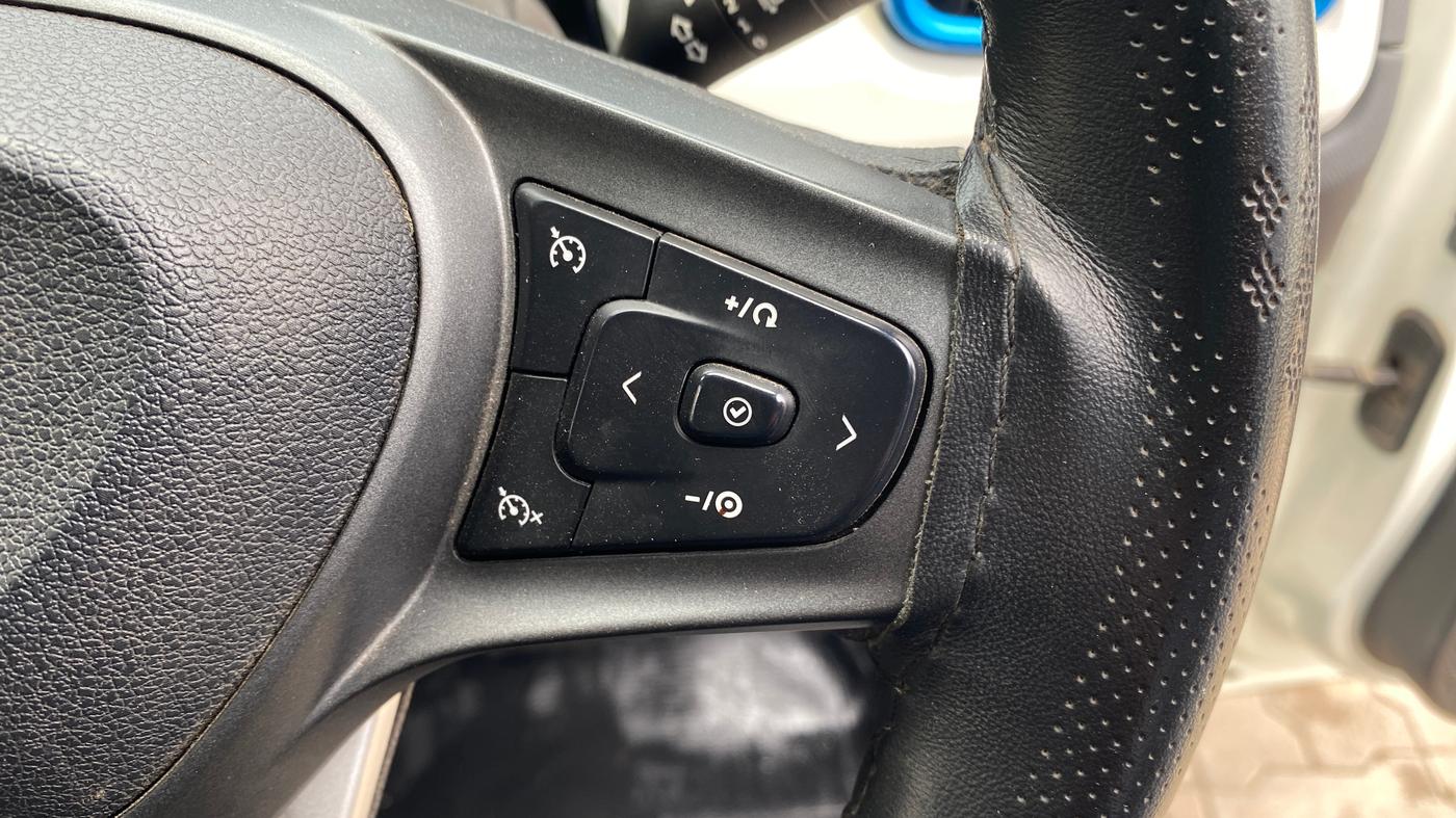 2023 Tata PUNCH Creative Dual Tone AMT Sunroof , Petrol, Automatic, 11,436 km, Adaptive Cruise Control