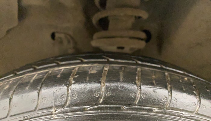 2016 Maruti Wagon R 1.0 VXI (O) AMT, Petrol, Automatic, 48,851 km, Left Front Tyre Tread