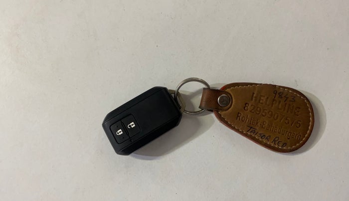 2024 Toyota Urban Cruiser Taisor V 1.0 Petrol MT, Petrol, Manual, 1,798 km, Key Close Up