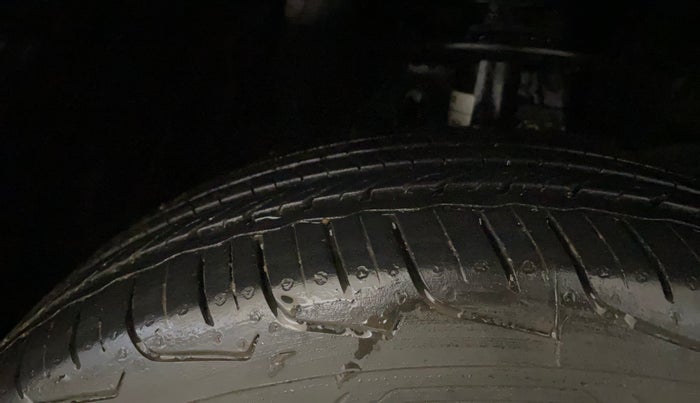 2024 Toyota Urban Cruiser Taisor V 1.0 Petrol MT, Petrol, Manual, 1,798 km, Right Front Tyre Tread