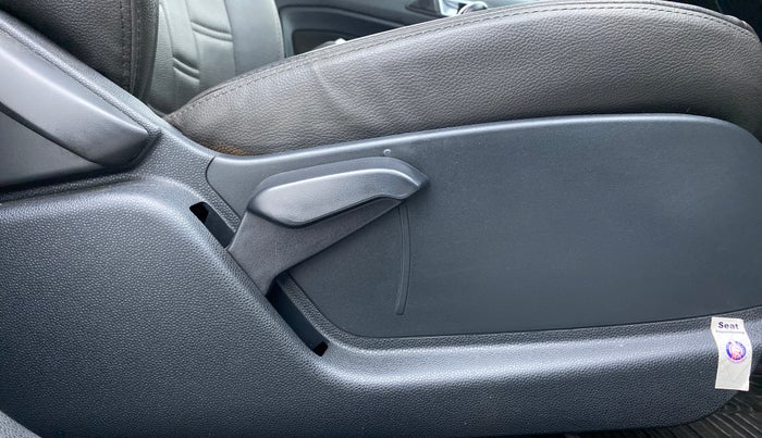 2018 Ford Ecosport 1.5TITANIUM TDCI, Diesel, Manual, 30,762 km, Driver Side Adjustment Panel