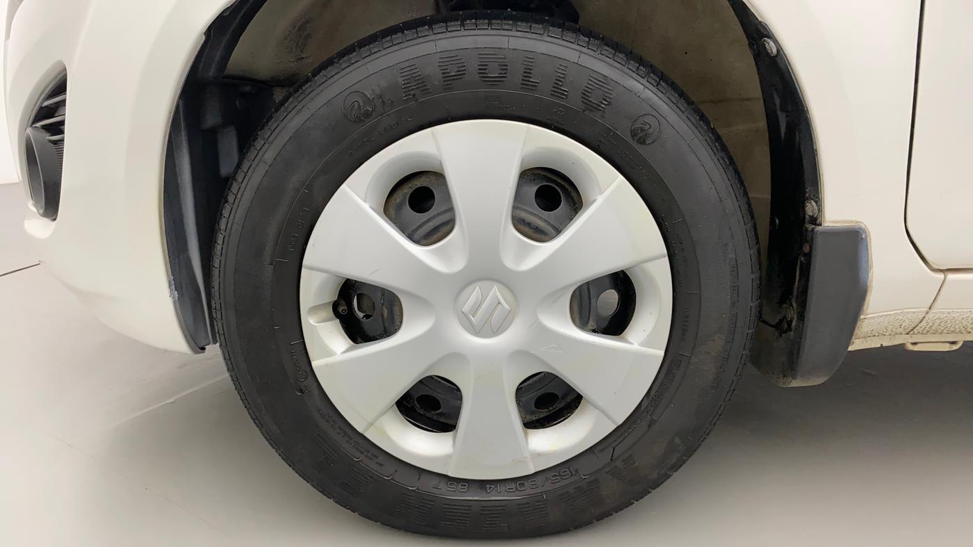 2014 Maruti Ritz VXI, Petrol, Manual, 35,649 km, Left Front Wheel