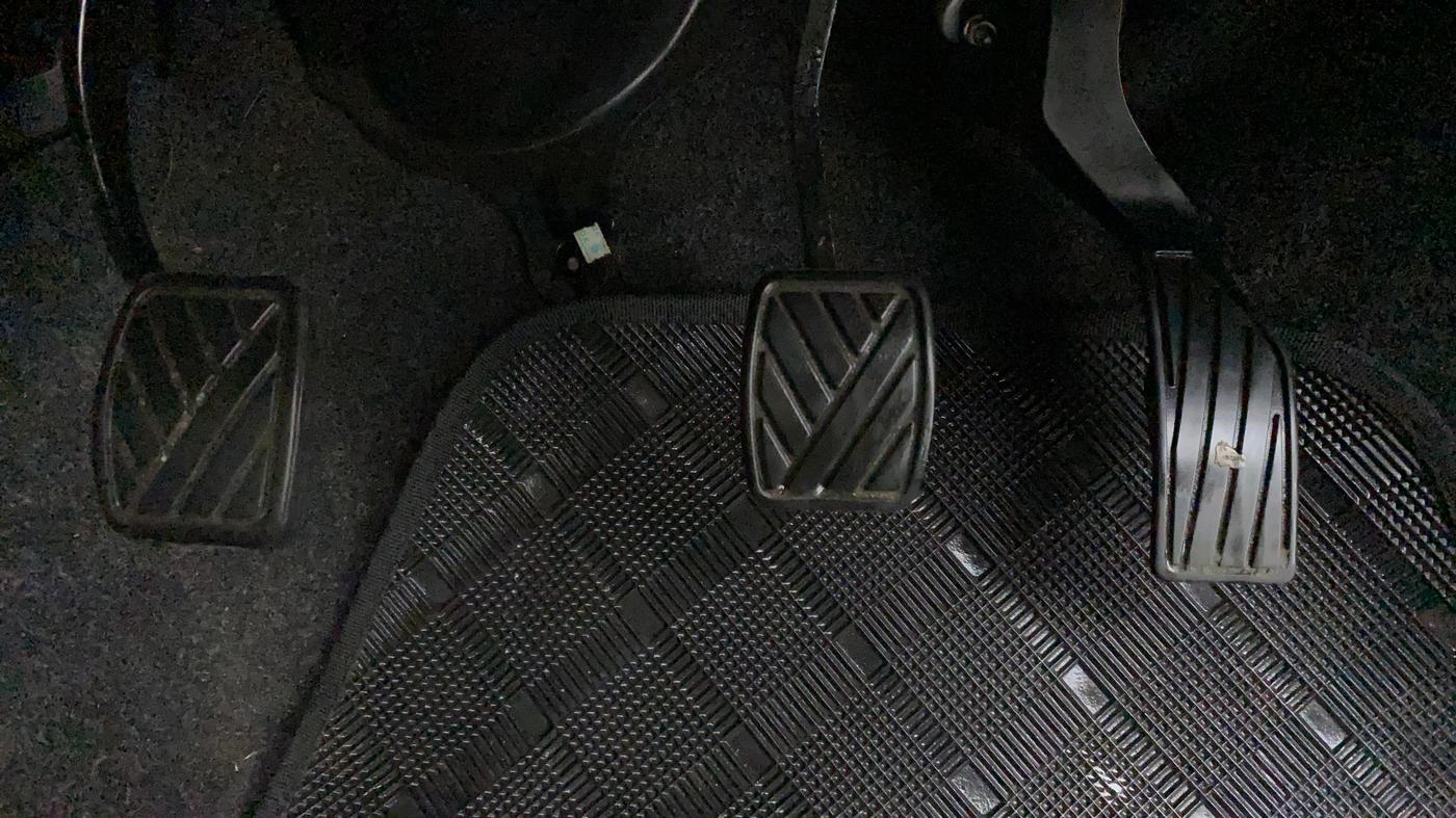 2014 Maruti Ritz VXI, Petrol, Manual, 35,649 km, Pedals