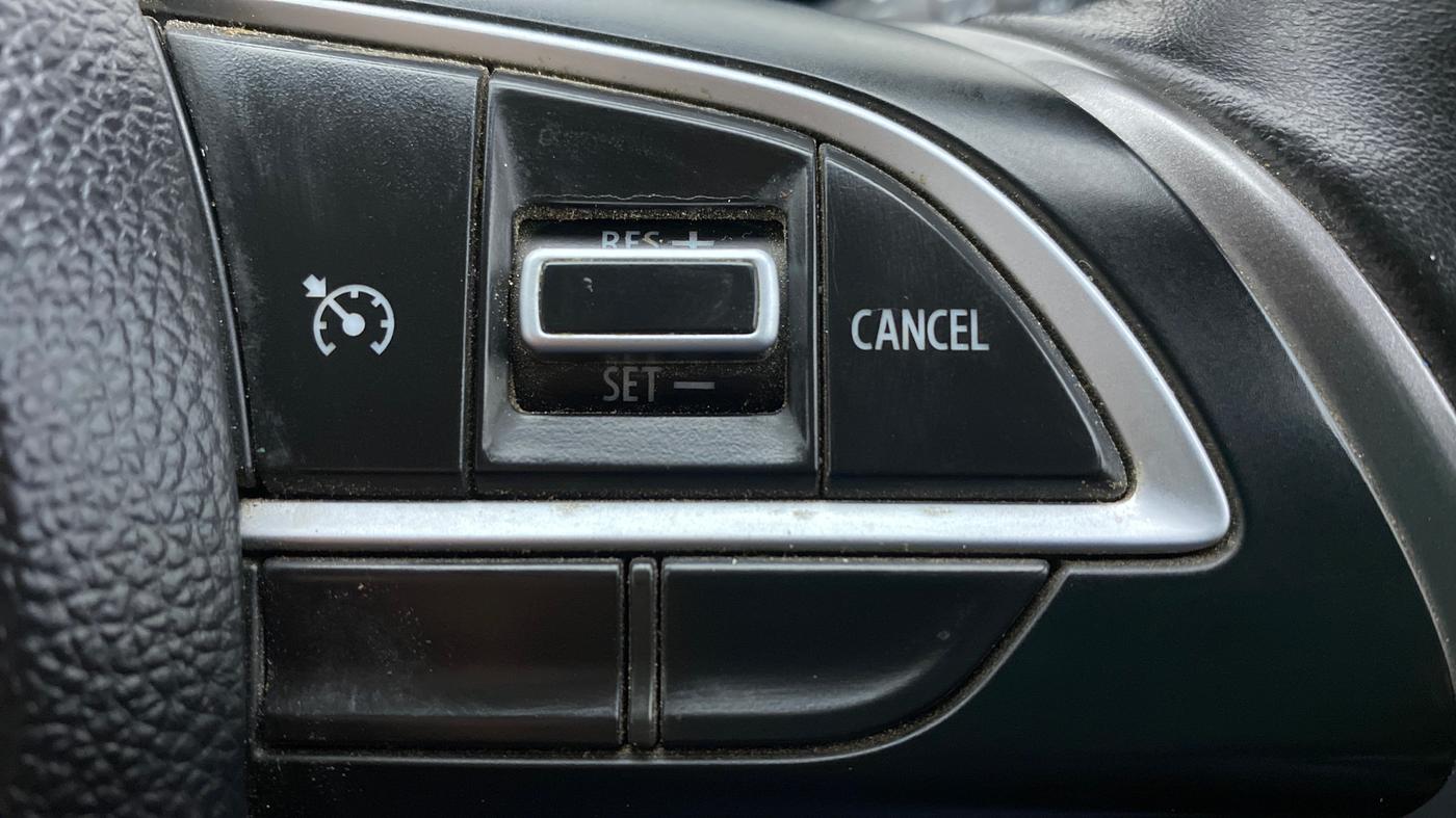 2019 Maruti XL6 ALPHA SHVS  MT, Petrol, Manual, 14,822 km, Adaptive Cruise Control